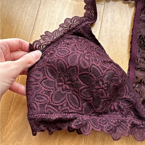 aerie Lace Triangular Halter Bralette - Burgundy, Size Large - Picture 6 of 14